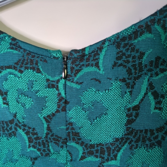 St. John Aegean Floral Jacquard Metallic Knit Dress Formal Size 12 Wool Blend - Picture 5 of 8